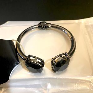 BLACK BRACELET